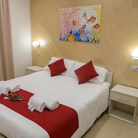 تيراسيني Corallo Rosso B&B المظهر الخارجي الصورة