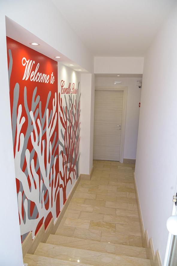 تيراسيني Corallo Rosso B&B المظهر الخارجي الصورة