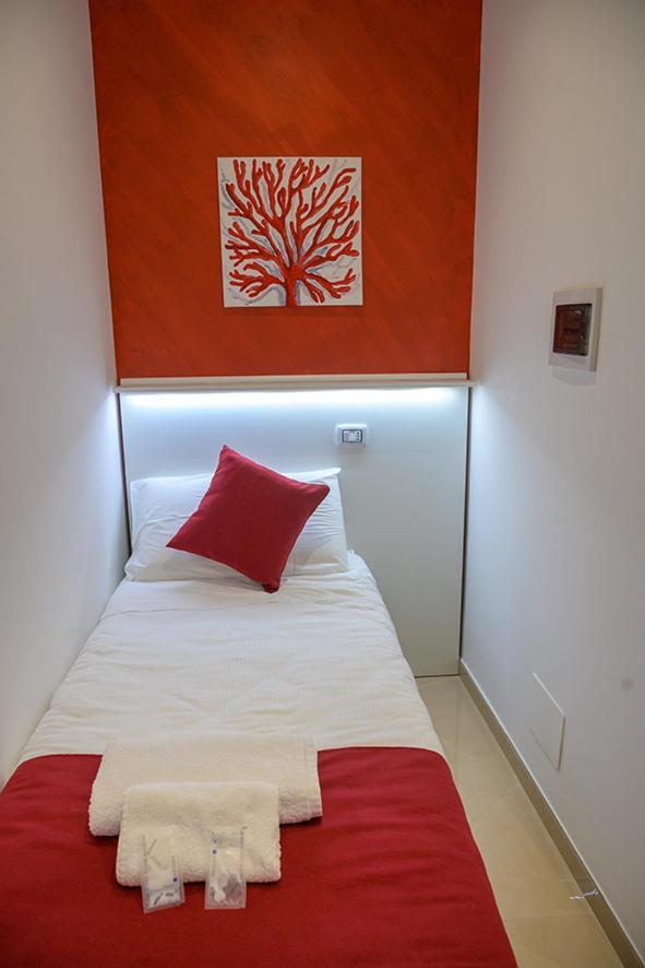 تيراسيني Corallo Rosso B&B المظهر الخارجي الصورة