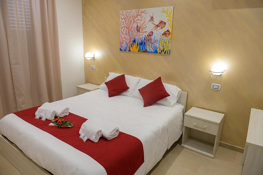 تيراسيني Corallo Rosso B&B المظهر الخارجي الصورة