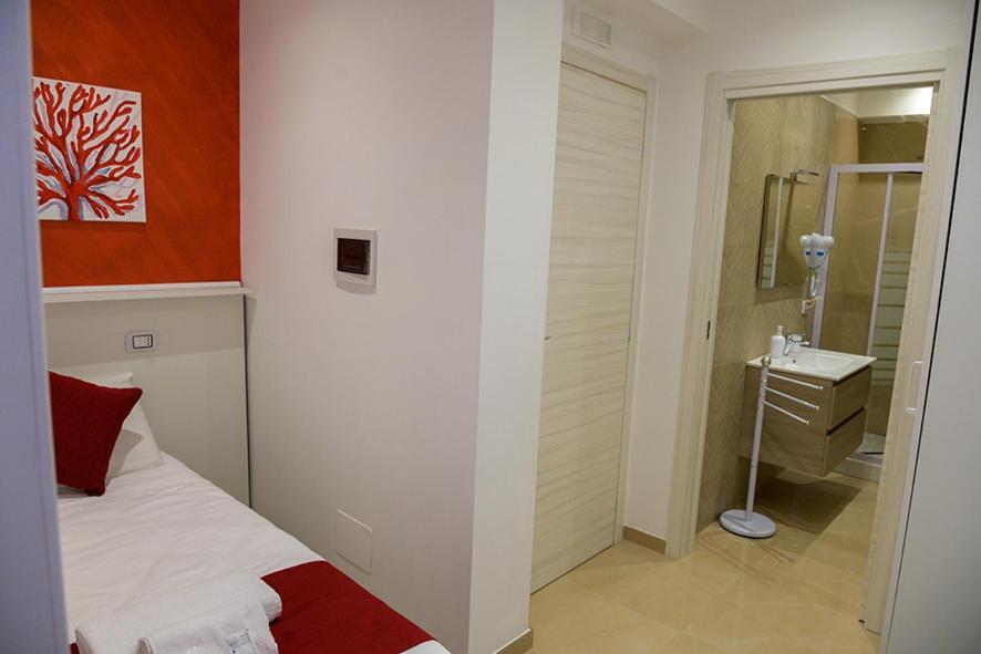 تيراسيني Corallo Rosso B&B المظهر الخارجي الصورة